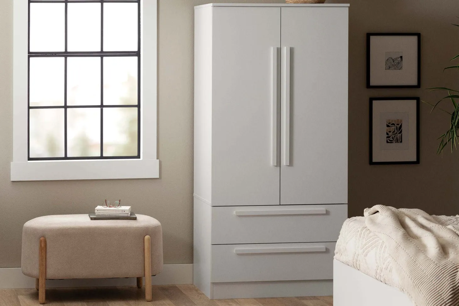 Armoire - South Shore