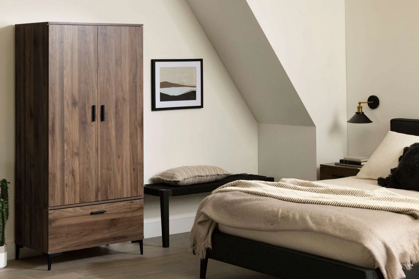 Armoire penderie avec portes et tiroir - South Shore