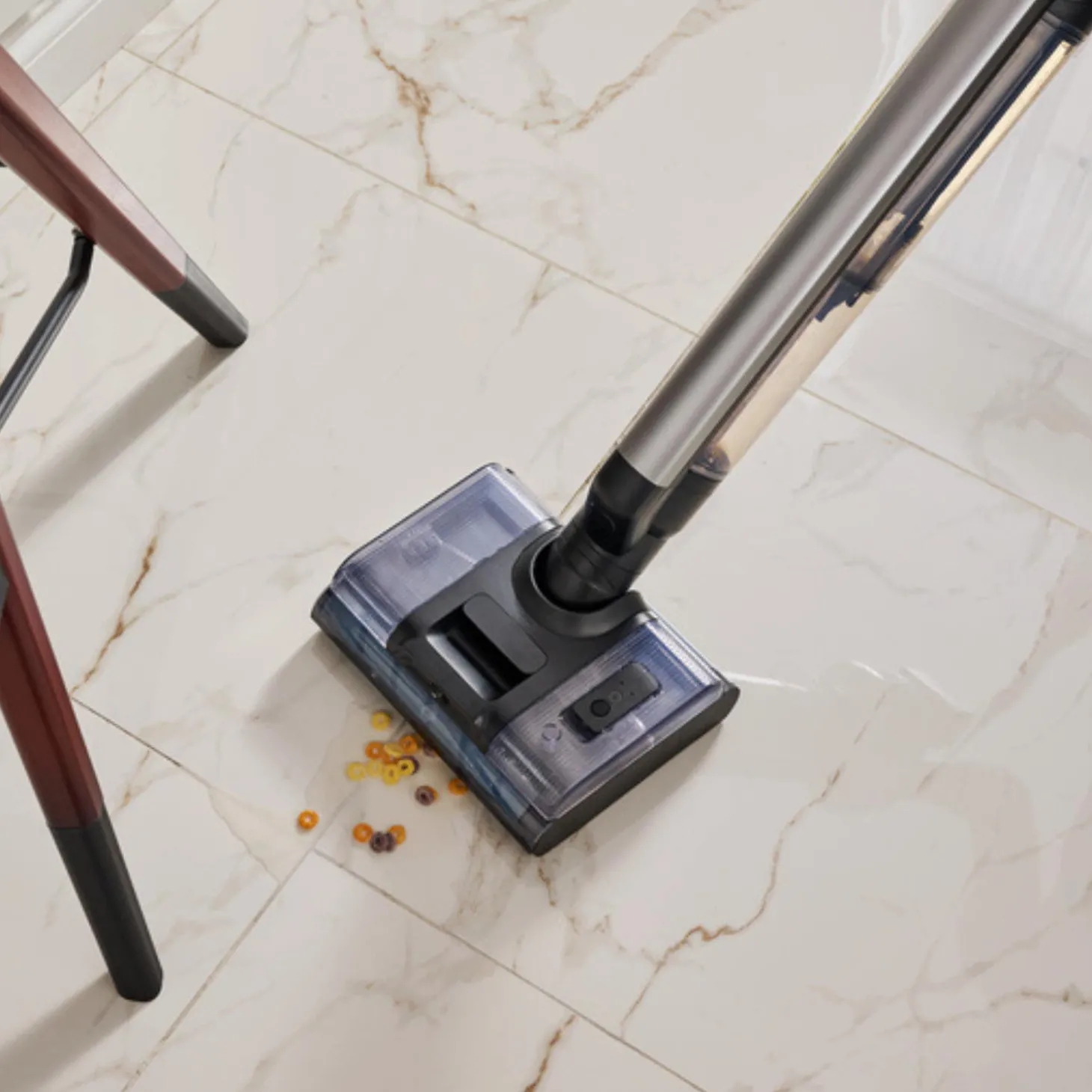 Aspirateur 2-en-1 eau et poussière