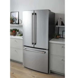 CAFE Réfrigérateur 18,6 pi3 33 po Acier inoxydable Congélateur en bas, Portes françaises - CWE19SP2NS1