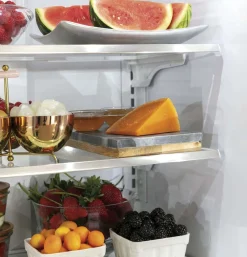 CAFE Réfrigérateur 22,1 pi3 36 po Acier inoxydable Congélateur en bas, Portes françaises - CYE22TP2MS1