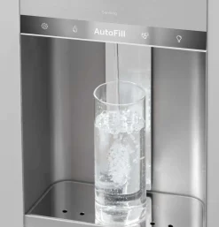 CAFE Réfrigérateur 27,8 pi3 36 po Acier inoxydable Congélateur en bas, Portes françaises - CVE28DP2NS1