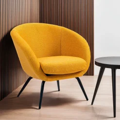 Chaise rembourrée - jaune