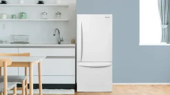 DANBY Réfrigerateur 18,7 pi3 30 po Blanc Congélateur en bas - DBM187E1WDB