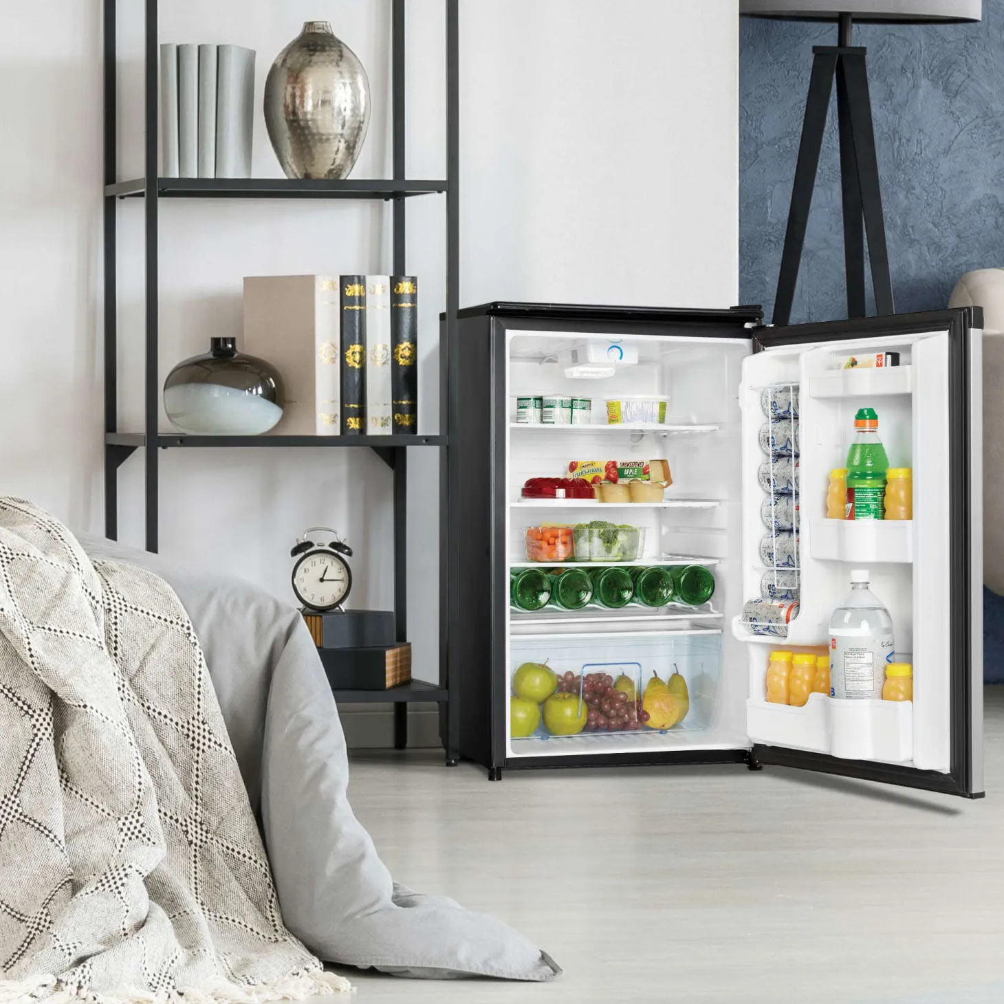 DANBY Réfrigérateur 4,4 pi3 21 po Inox Compact - DAR044A4BSSD