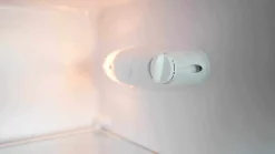 DANBY Réfrigérateur 7,4 pi3 22 po Blanc Congélateur en haut - DPF074B2WDB-