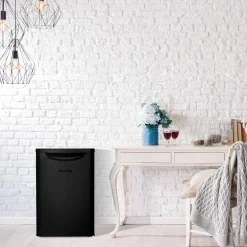 DANBY Réfrigérateur 2,6 pi3 Noir Compact - DAR026A2BDB