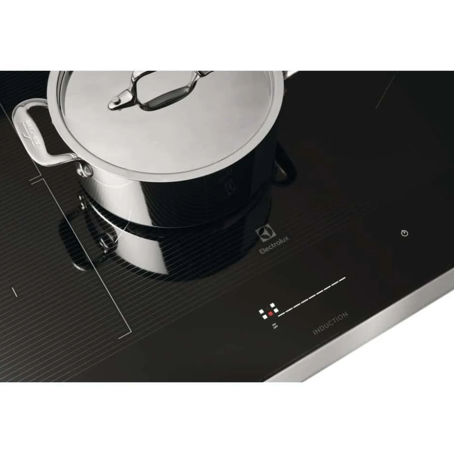 ELECTROLUX Plaque de cuisson Induction Noir 36" Noir - ECCI3668AS