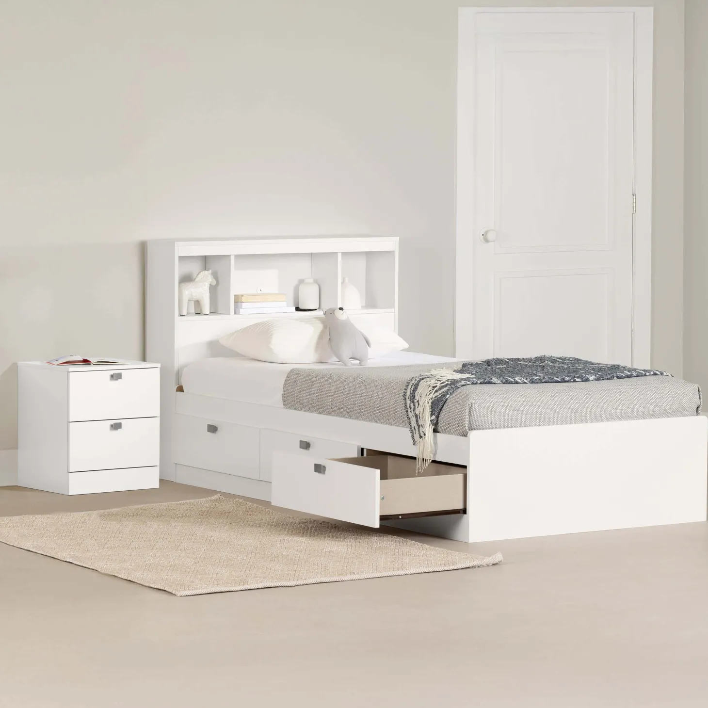 Ensemble lit simple avec rangement 3 tiroirs, tête de lit avec chargement USB et table de chevet (39") - South Shore