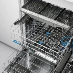 FRIGIDAIRE GALLERY Lave-vaisselle Encastré Inox 24