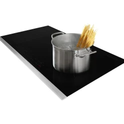 FRIGIDAIRE GALLERY Plaque de cuisson 36po Induction Inox 36