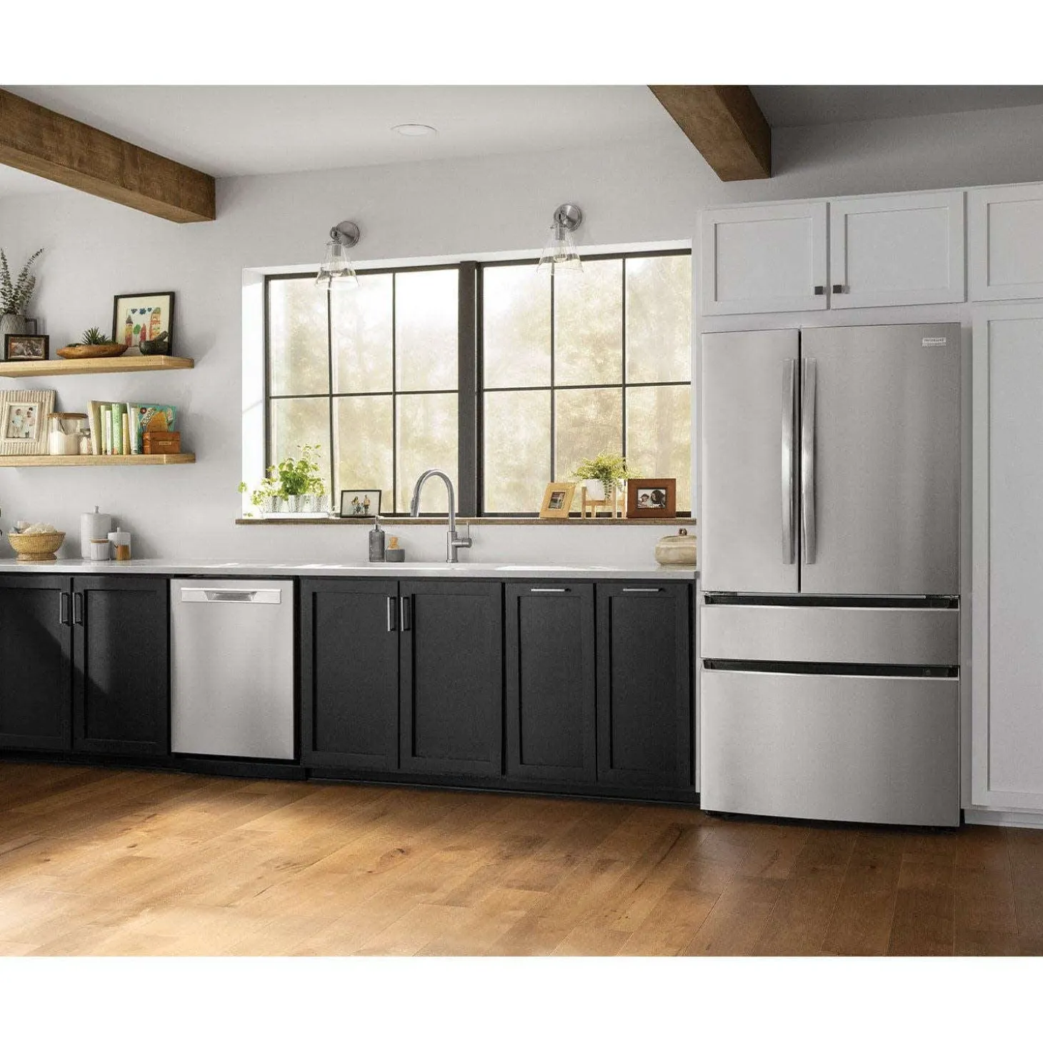 FRIGIDAIRE GALLERY Réfrigérateur 27,2 pi3 36 po Inox Congélateur en bas, Portes françaises - GRMN2872AF