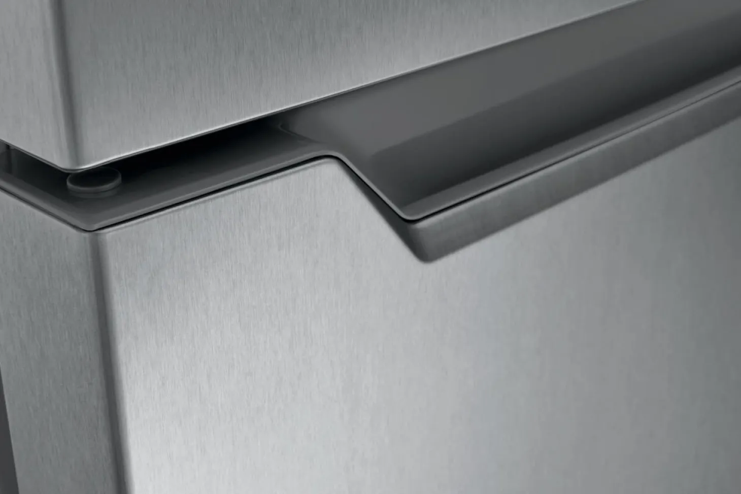 FRIGIDAIRE Réfrigérateur 11,6 pi3 24 po Inox Congélateur en haut - FFET1222UV