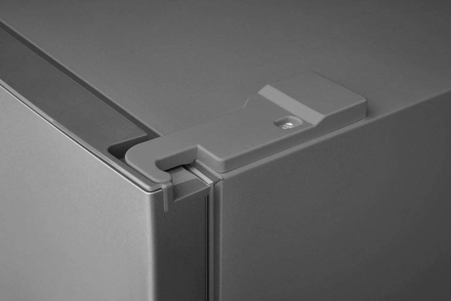 FRIGIDAIRE Réfrigérateur 11,6 pi3 24 po Inox Congélateur en haut - FFET1222UV