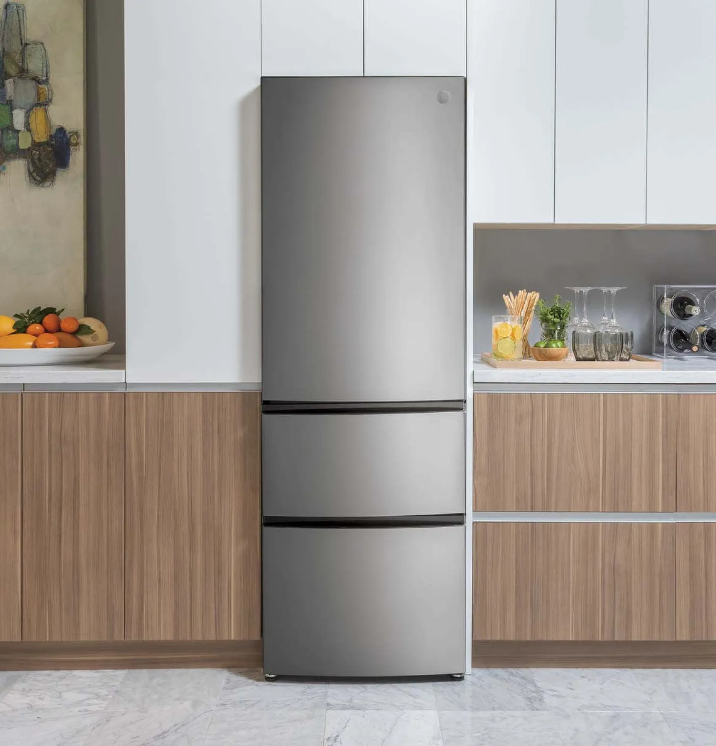 GE Réfrigérateur 11,9 pi3 24 po Acier inoxydable Congélateur en bas - GLE12HSPSS