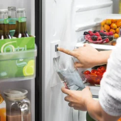 GE Réfrigérateur 21,9 pi3 36 po Acier inoxydable Portes françaises - GWE22JYMFS