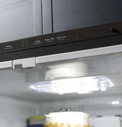 GE Réfrigérateur 24,8 pi3 33 po Acier inoxydable Congélateur en bas - GDE25EYKFS