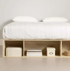 Grand lit avec paniers de rangement (60