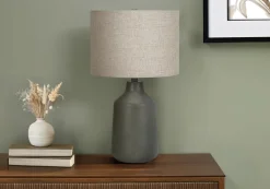 Lampe de table 24"H en béton