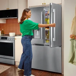 LG Réfrigérateur 23,7 pi3 36 po Acier inoxydable Portes françaises - LF24Z6530S