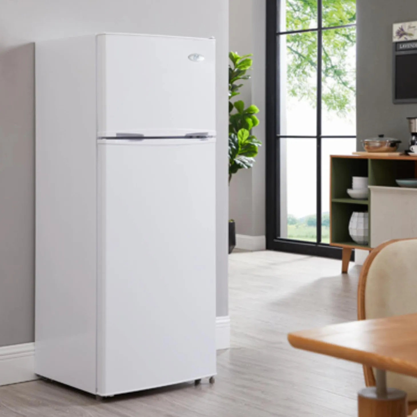 MARATHON Réfrigérateur 7,2 pi3 21,5 po Blanc Congélateur en haut, Compact - ER82W-1
