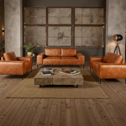 Sofa avec assises profondes et accoudoirs carrés