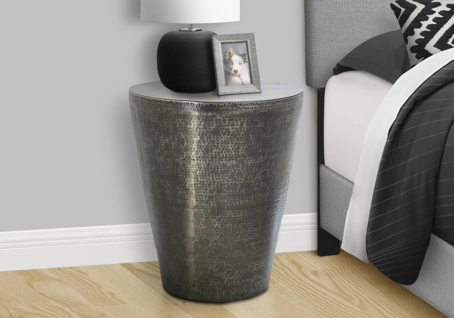 Table d'appoint - 22"H, table de bout drum métal gris - Monarch