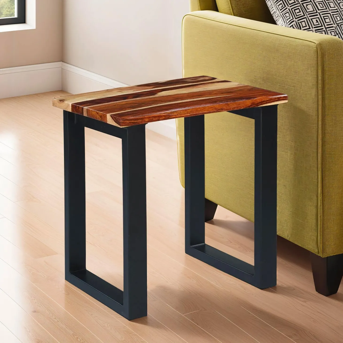 Table d'appoint en bois massif