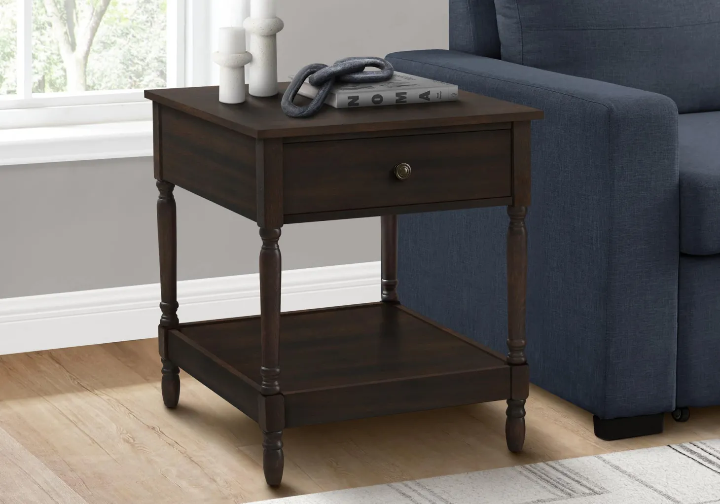 Table d'appoint 25"H - Monarch