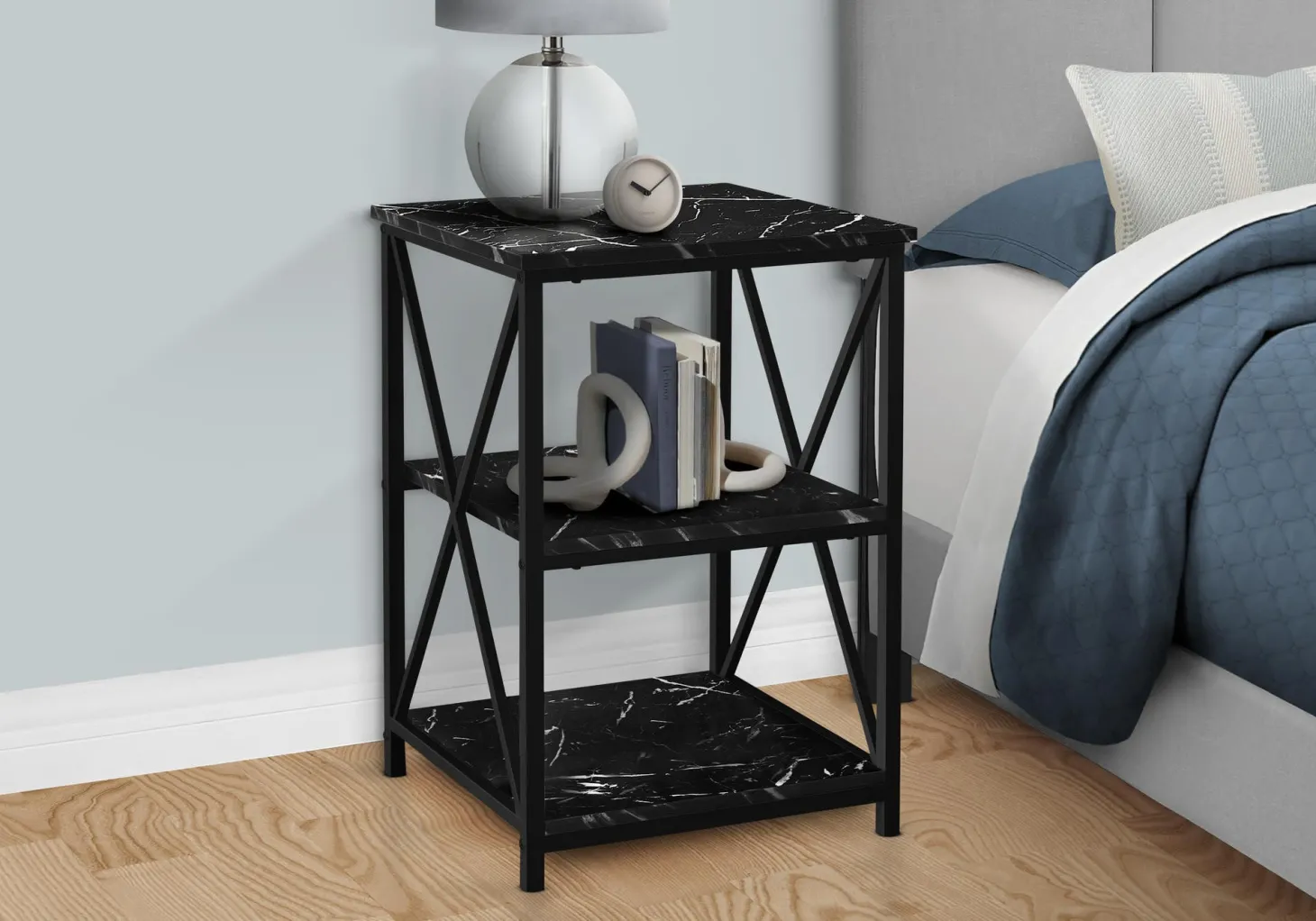 Table d'appoint, table de nuit - 3 niveaux, 2 tablettes, carré - 26"H - fa - Monarch