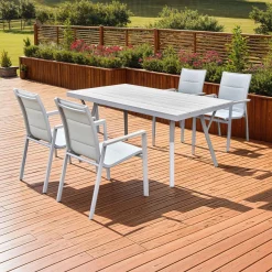 Table d’extérieur en polywood et aluminium avec 4 chaises