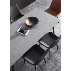 Table en pierre sintérisée avec 6 chaises