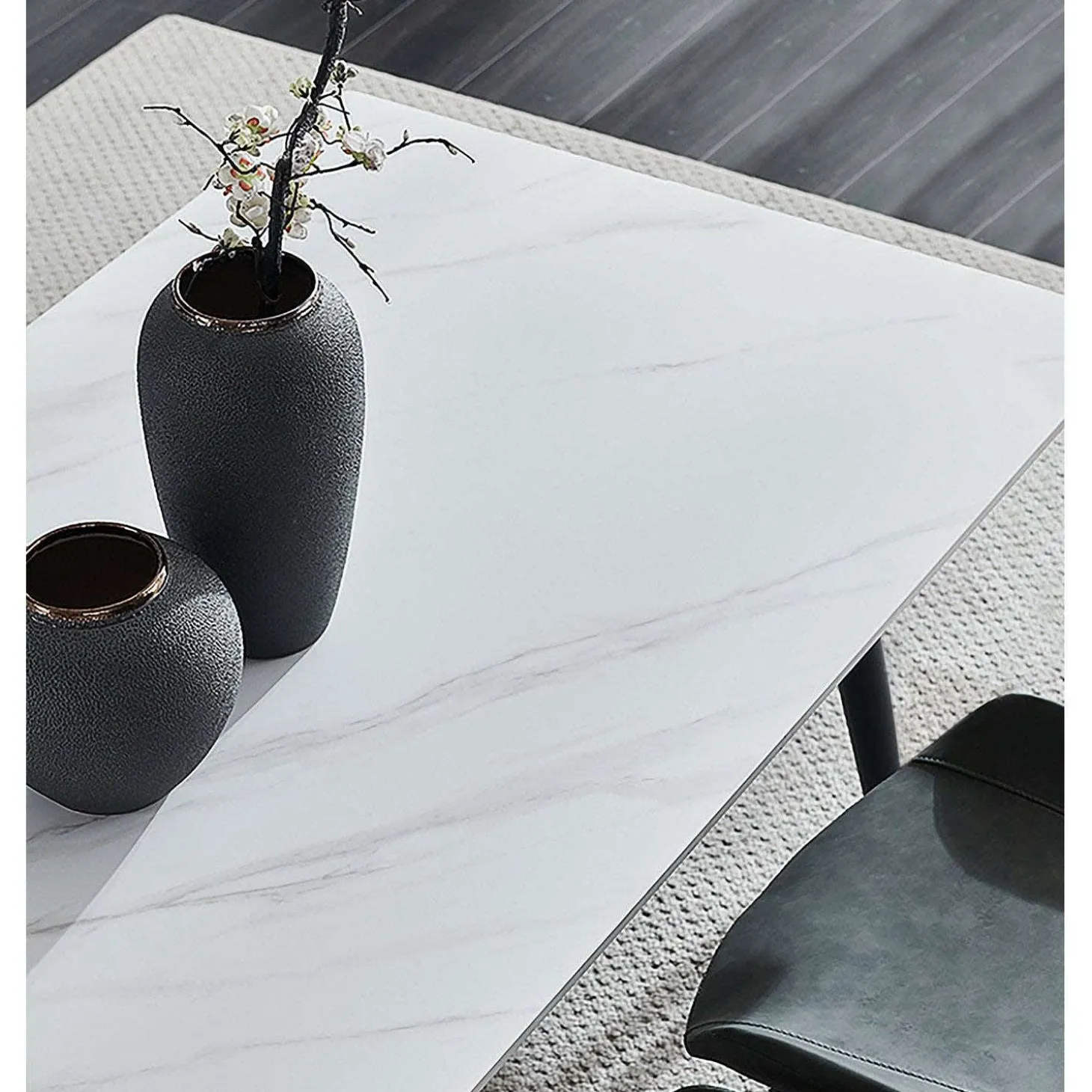 Table en pierre sintérisée avec 4 chaises