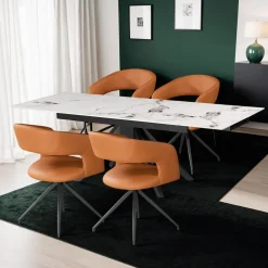 Table en pierre sintérisée et 4 fauteuils de cuisine - orange citrouille