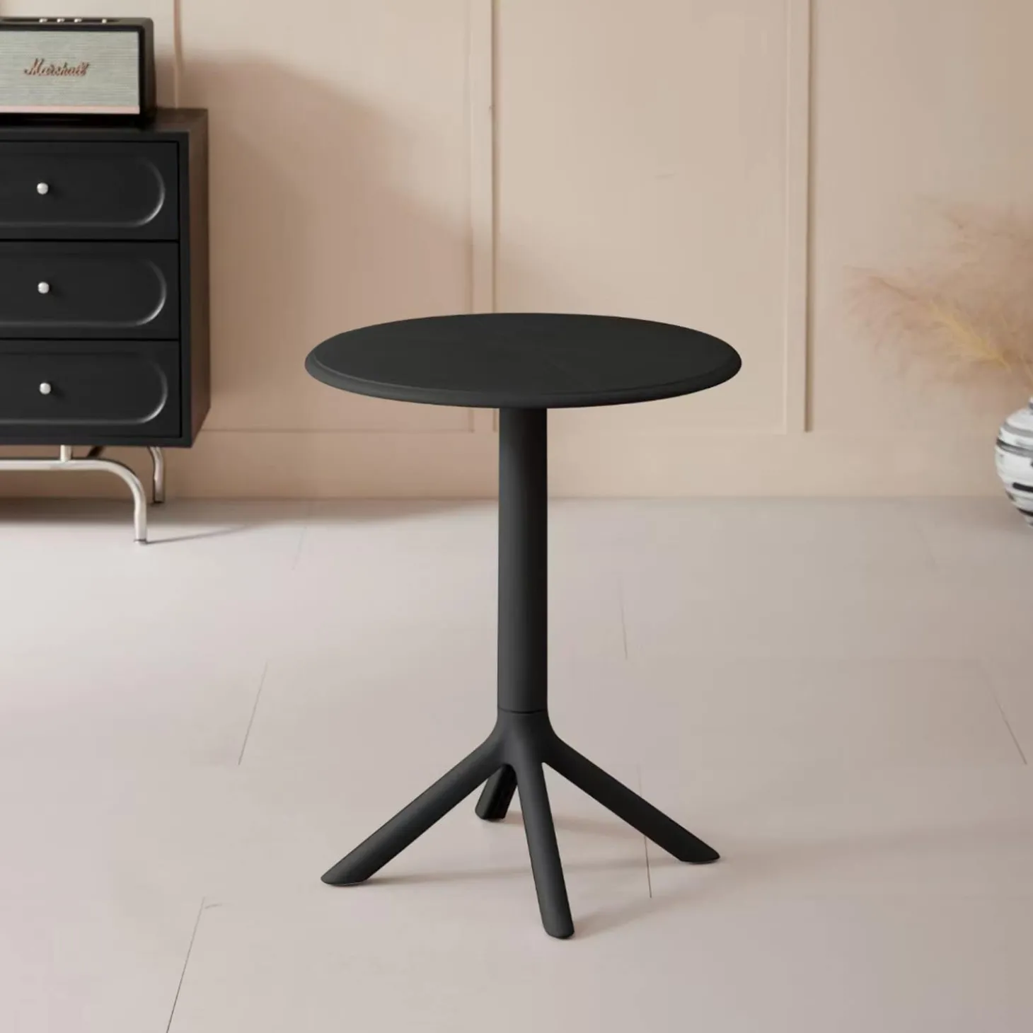 Table ronde intérieur/extérieur en résine – noir